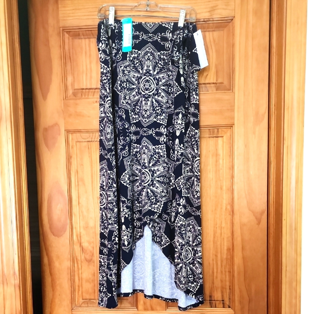 Womens, Midi Skirt, Navy/Beige, Sz. Sm. NWT's